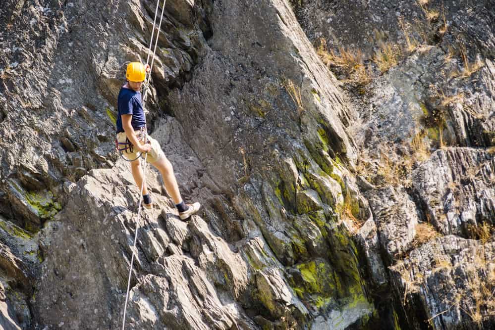 What Is the Difference Between Mountain Climbing From Rappelling ...